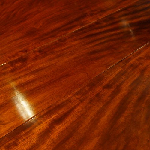 Regency style mahogany twin pillar dining table detail timber