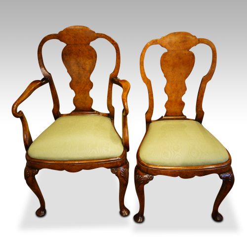 Set of 8 walnut Queen Anne style dining chairs, armchair with side chair