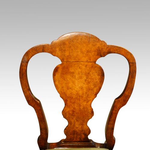 Set of 8 walnut Queen Anne style dining chairs back detail