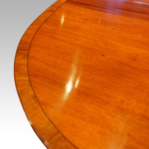 Regency style mahogany 12 seat dining table round end