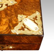 Victorian walnut mounted box corner mount