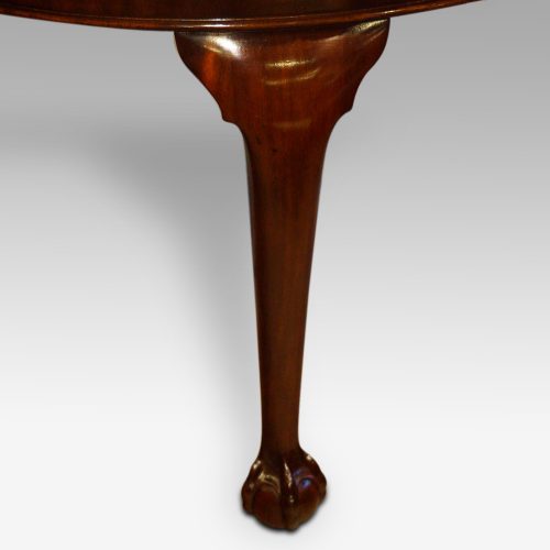 Waring and Gillow mahogany extending dining table leg