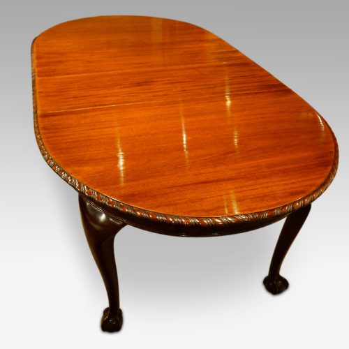 Waring and Gillow mahogany extending dining table top upper