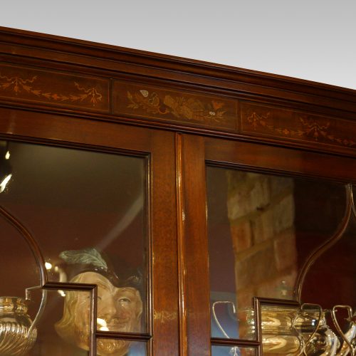 Edwardian inlaid mahogany display cabinet detail top