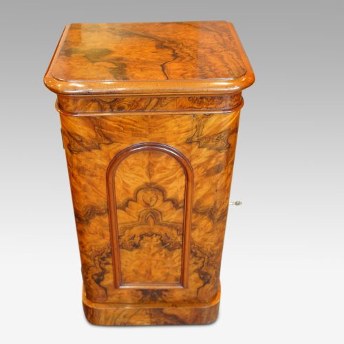 Victorian burr walnut cabinet front