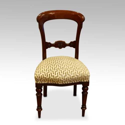 Late Victorian set of 6 mahogany dining chairs side chair