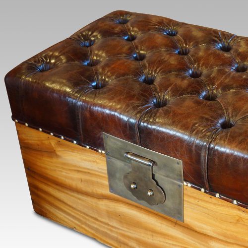Camphorwood ottoman front