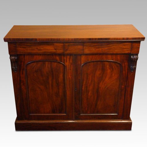 Early Victorian mahogany sidecabinet chiffonier front