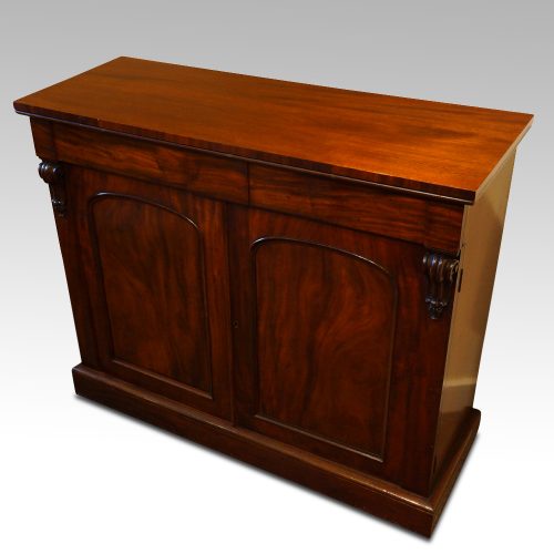 Early Victorian mahogany sidecabinet chiffonier front view