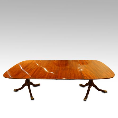 Georgian style mahogany twin pillar dining table upper view