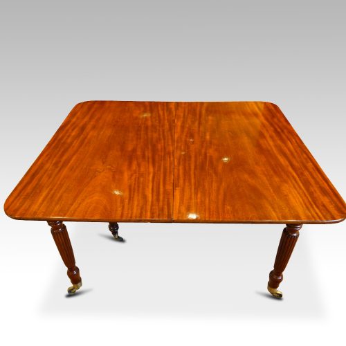 William IV mahogany extendng dining table no leaf