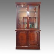 Fine Victorian mahogany bookcase