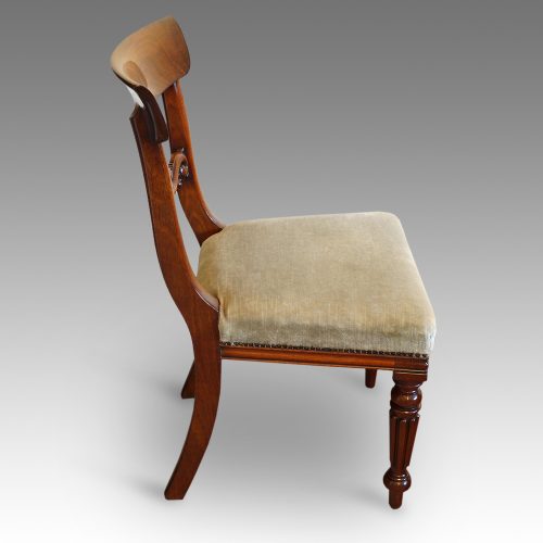 Set of 6 William IV mahogany dining chairs side