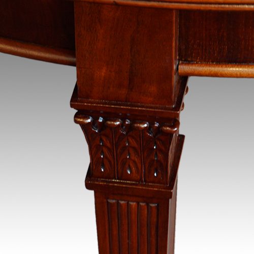 Edwardian extending mahogany dining table leg detail