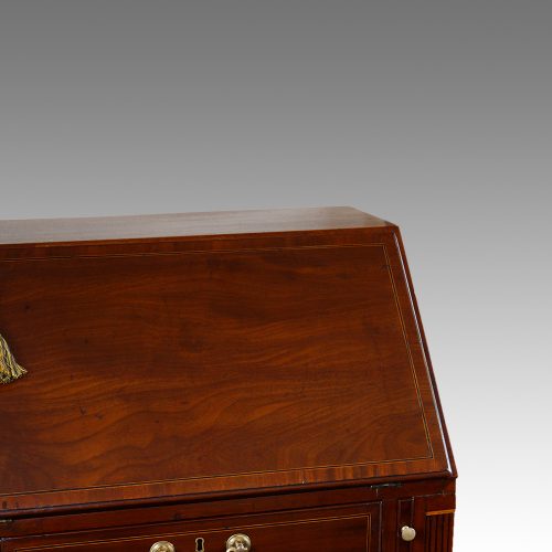 Georgian mahogany Lancashire bureau detail