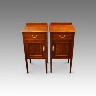 Pair of Edwardian mahogany bedside cabinets