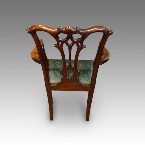 Set of 8 Chippendale style chairs armchair rear
