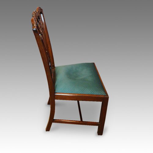 Set of 8 Chippendale style chairs side chair side