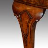 Edwardian walnut extending dining table knee