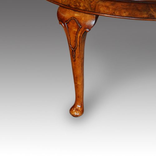 Edwardian walnut extending dining table leg