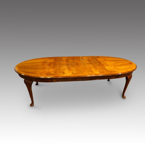 Edwardian walnut extending dining table