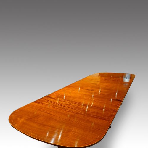 Georgian style mahogany 3 pillar dining table top