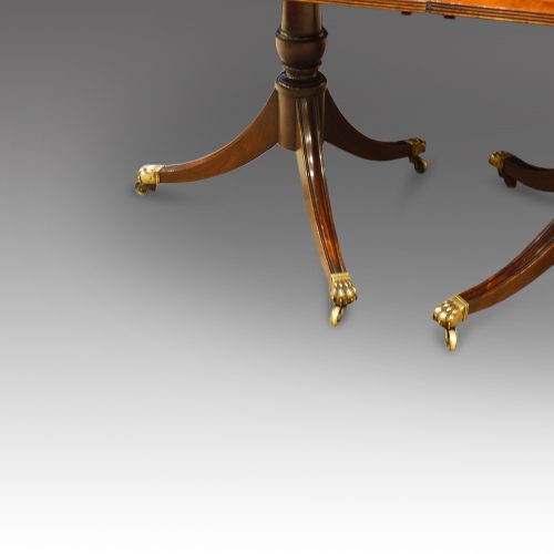 George V mahogany 3 pillar dining table end pedestals