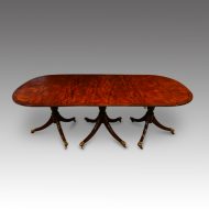 George V mahogany 3 pillar dining table without leaves