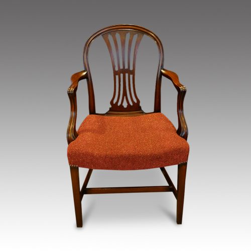 Set of 8 mahogany Hepplewhite dining chairs, armchair