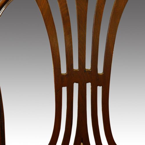 Set of 8 mahogany Hepplewhite dining chairs detail splat
