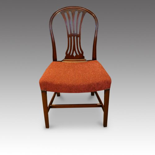 Set of 8 mahogany Hepplewhite dining chairs side chair