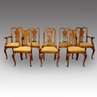 Set of 8 walnut Queen Anne style dining chairs