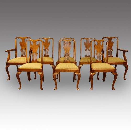 Set of 8 walnut Queen Anne style dining chairs