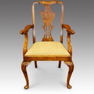 Set of 8 walnut Queen Anne style dining chairs armchair
