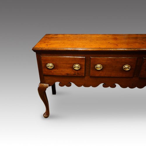 Antique oak small dresser front detail