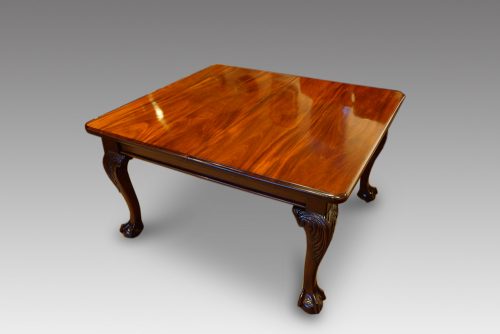 Edwardian mahogany 2 leaf extending dining table at angle