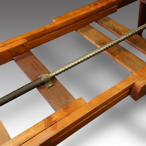 Edwardian mahogany 3 leaf extending dining table mechanism