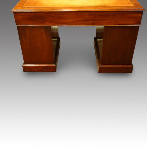 Edwardian mahogany pedestal desk rear
