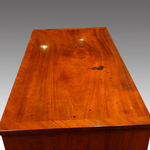 Antique mahgany chest of drawers top