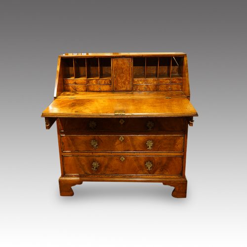 George III walnut bureau fall open