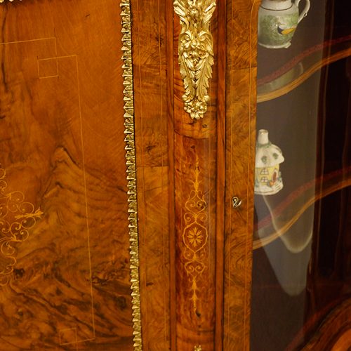 Victorian walnut serpentine credenza inlay detail