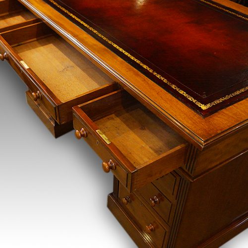 Victorian mahogany pedestal desk drawers