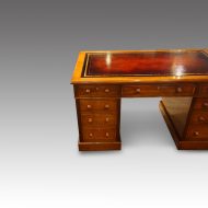Victorian mahogany pedestal desk top