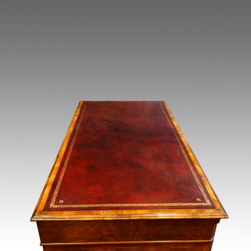 Georgian style walnut pedestal desk leather top
