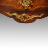 Continental bombe commode apron