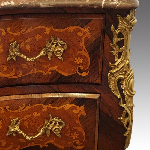 Continental bombe commode corner mount