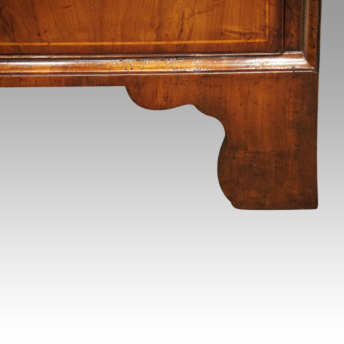 George III walnut chest on chest foot detail