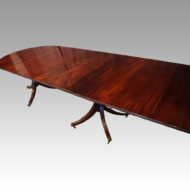 George V mahogany 3 pillar dining table side