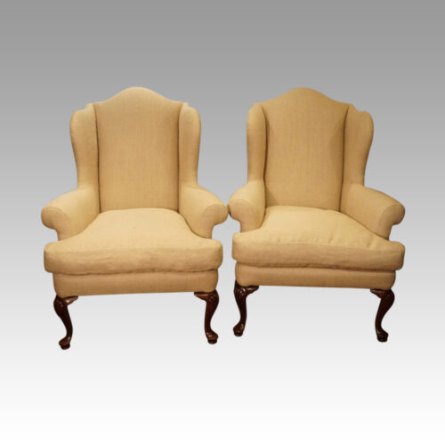 Pair of Queen Anne style wingchairs