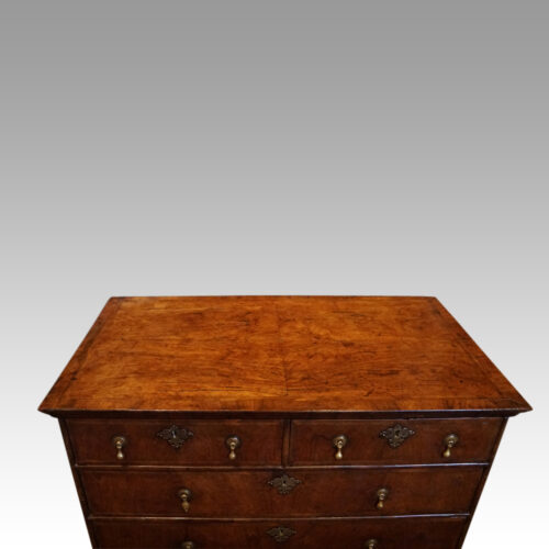 Queen Anne walnut chest of drawers top